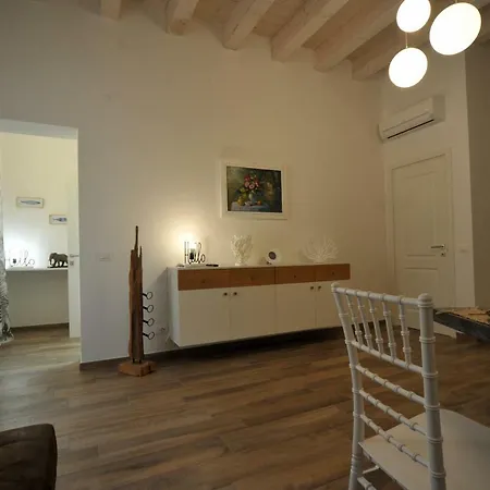 Palazzo San Michele Бари